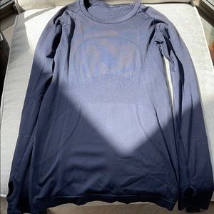 Lululemon long sleeve swiftly blue 6